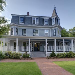 The Inn At Hastings Park, Relais & Chateaux